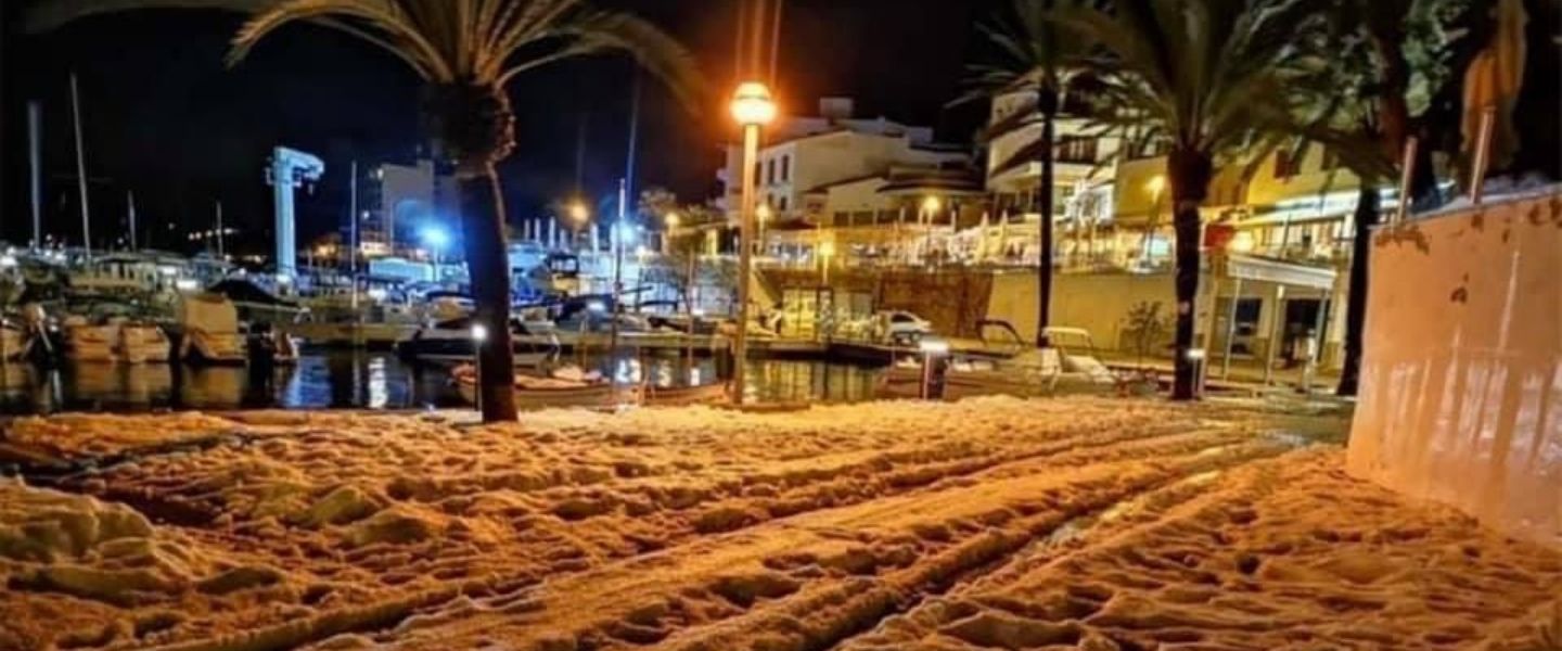 Sturm, Regen und Hagel im Herbst auf Mallorca